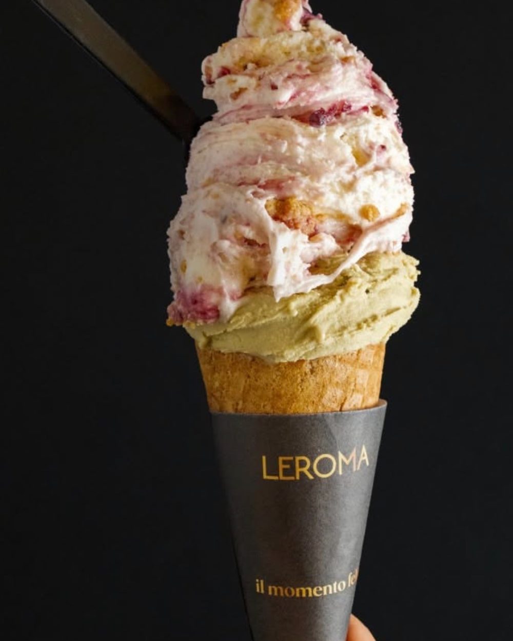 Cono personalizado de la heladería Leroma